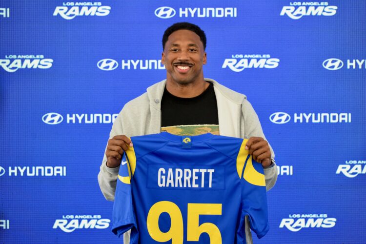 Garrett seeks postseason success with Rams